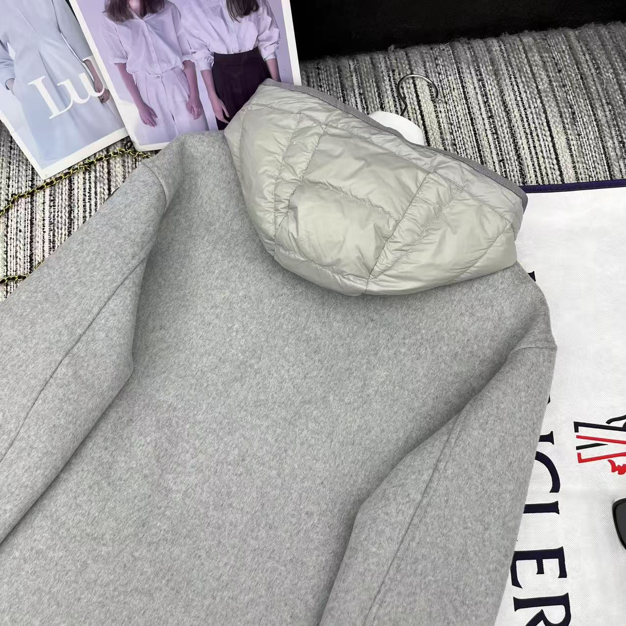 MONCLER 25S REVERSIBLE KNIT JACKET WITH A ROUND NECK 191