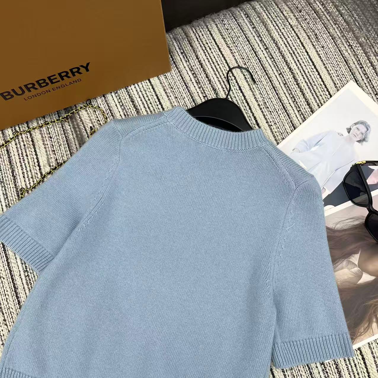 BURBERRY 25S SHORT-SLEEVED KNIT SWEATER 215