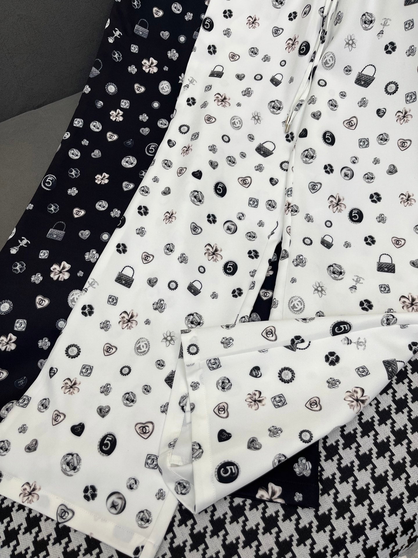 ALL-OVER LOGO PRINTED PANTS WITH STRETCH WAIST