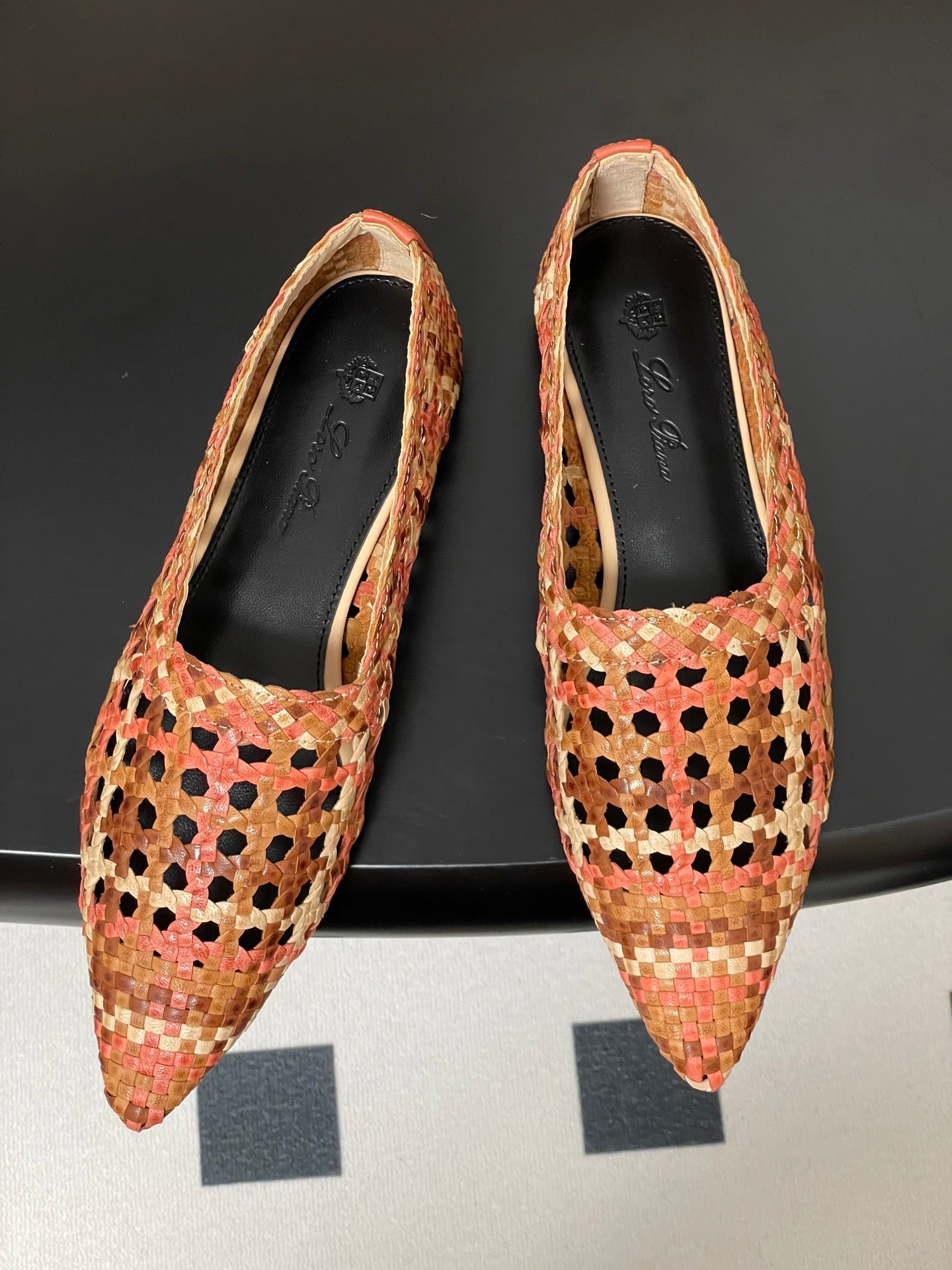 LP POINTED-TOE BALLET FLATS 25S IN ORANGE LAMBSKIN