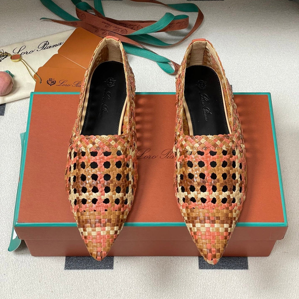 LP POINTED-TOE BALLET FLATS 25S IN ORANGE LAMBSKIN