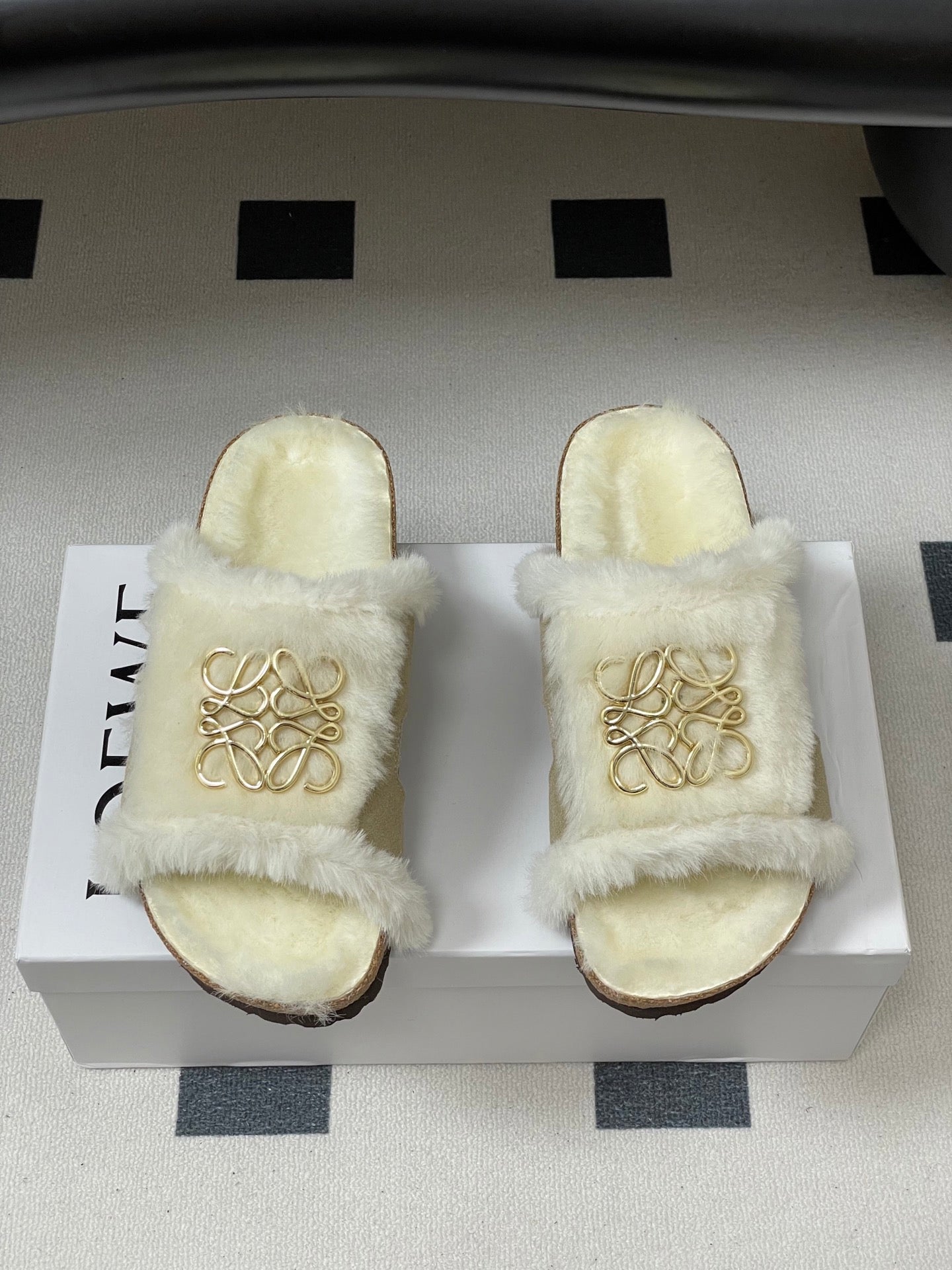 LOEWE X BIRKENSTOCK SLIPPERS WHITE GRAY FUR