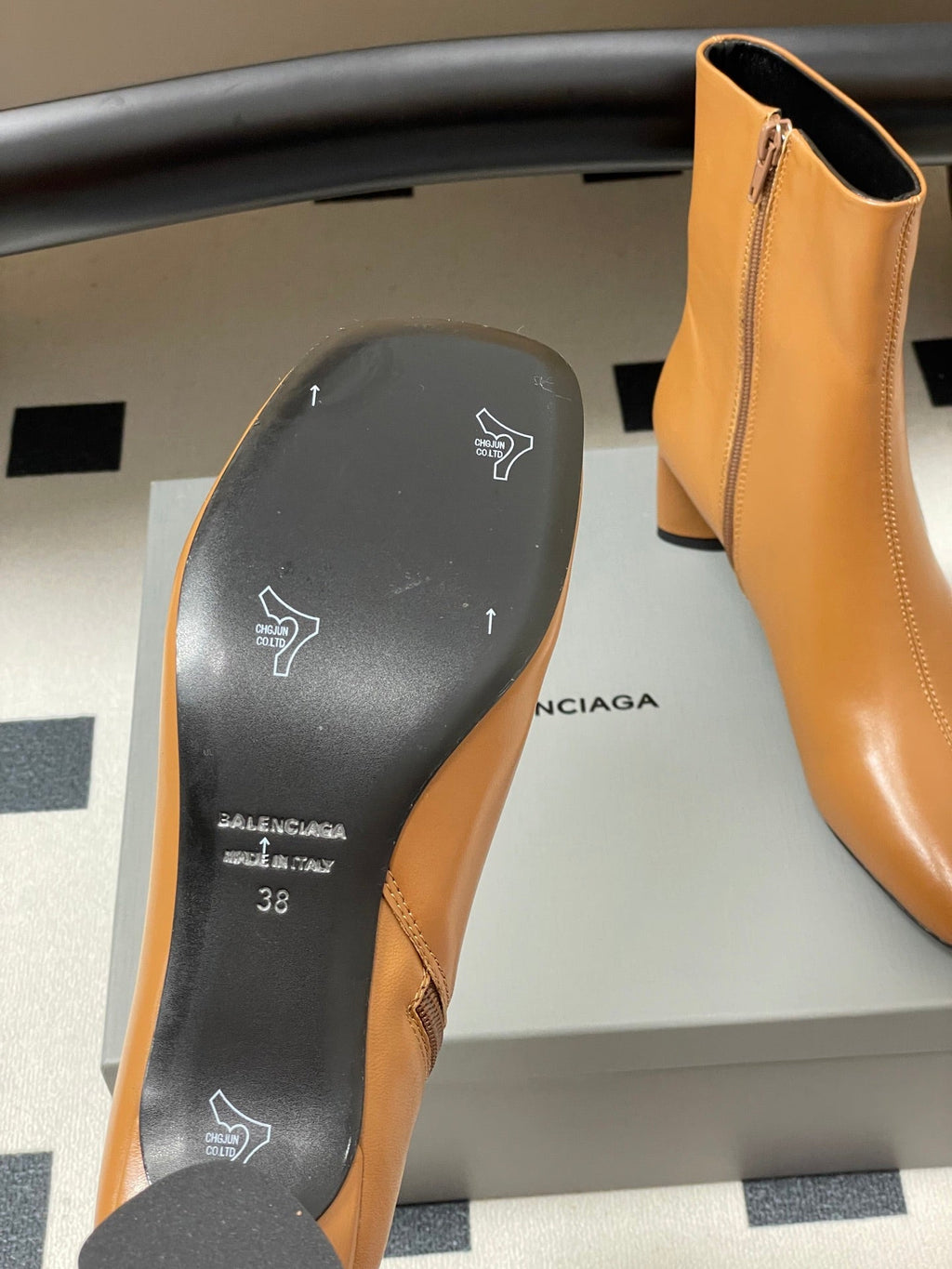 BALENCIAGA 25S ANKLE BOOTS 65 MM IN LIGHT BROWN COW LEATHER