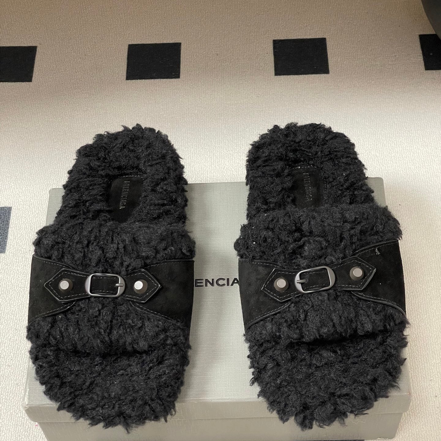 BALENCIAGA 25S SLIPPERS IN BLACK SUEDE AND WOOL