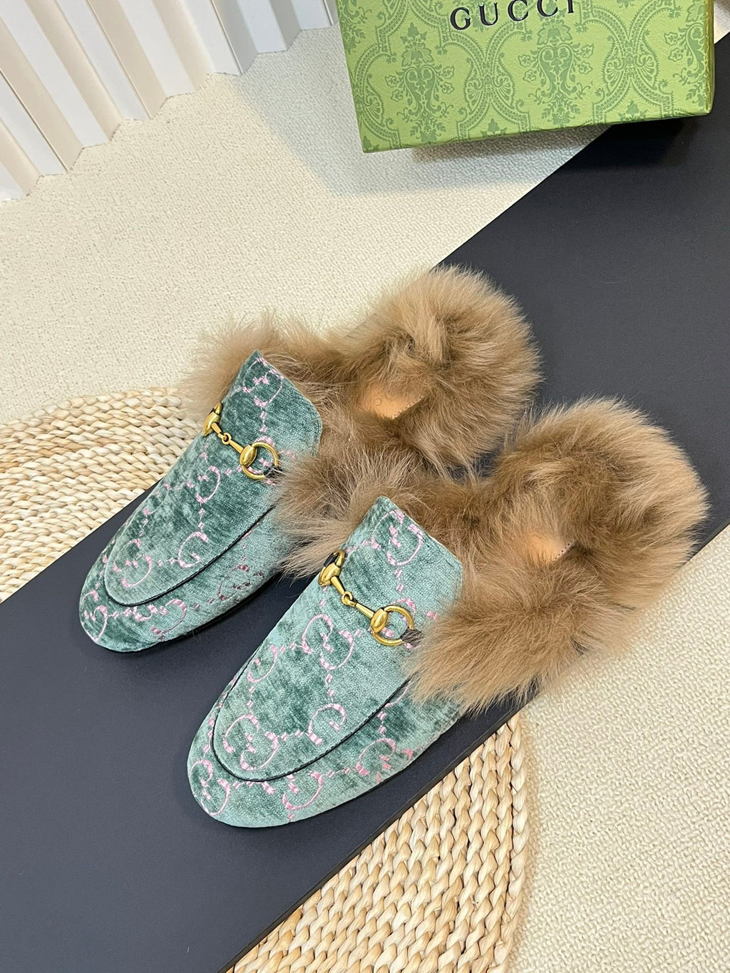 HORSEBIT MULE IN TURQUOISE MONOGRAM VELVET AND LAMB WOOL LINING