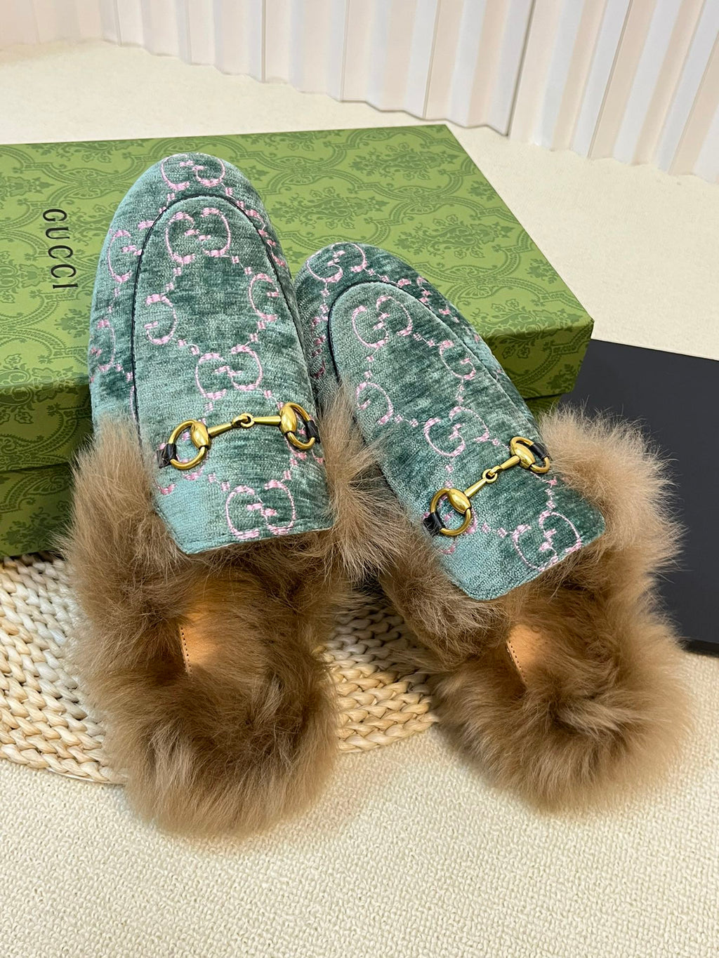 HORSEBIT MULE IN TURQUOISE MONOGRAM VELVET AND LAMB WOOL LINING