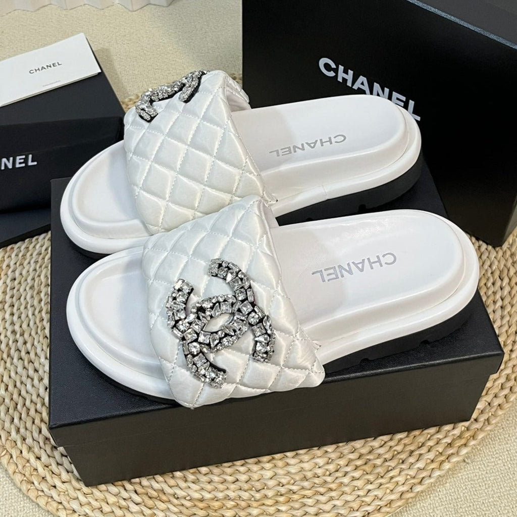 New Style Diamond Buckle Double C Thick Bottom Slippers White Sheepskin