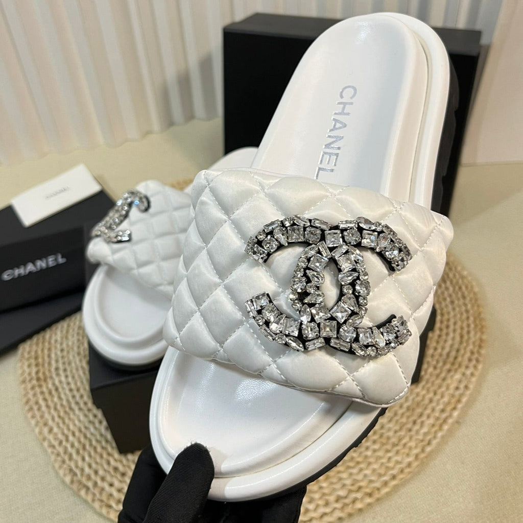 New Style Diamond Buckle Double C Thick Bottom Slippers White Sheepskin