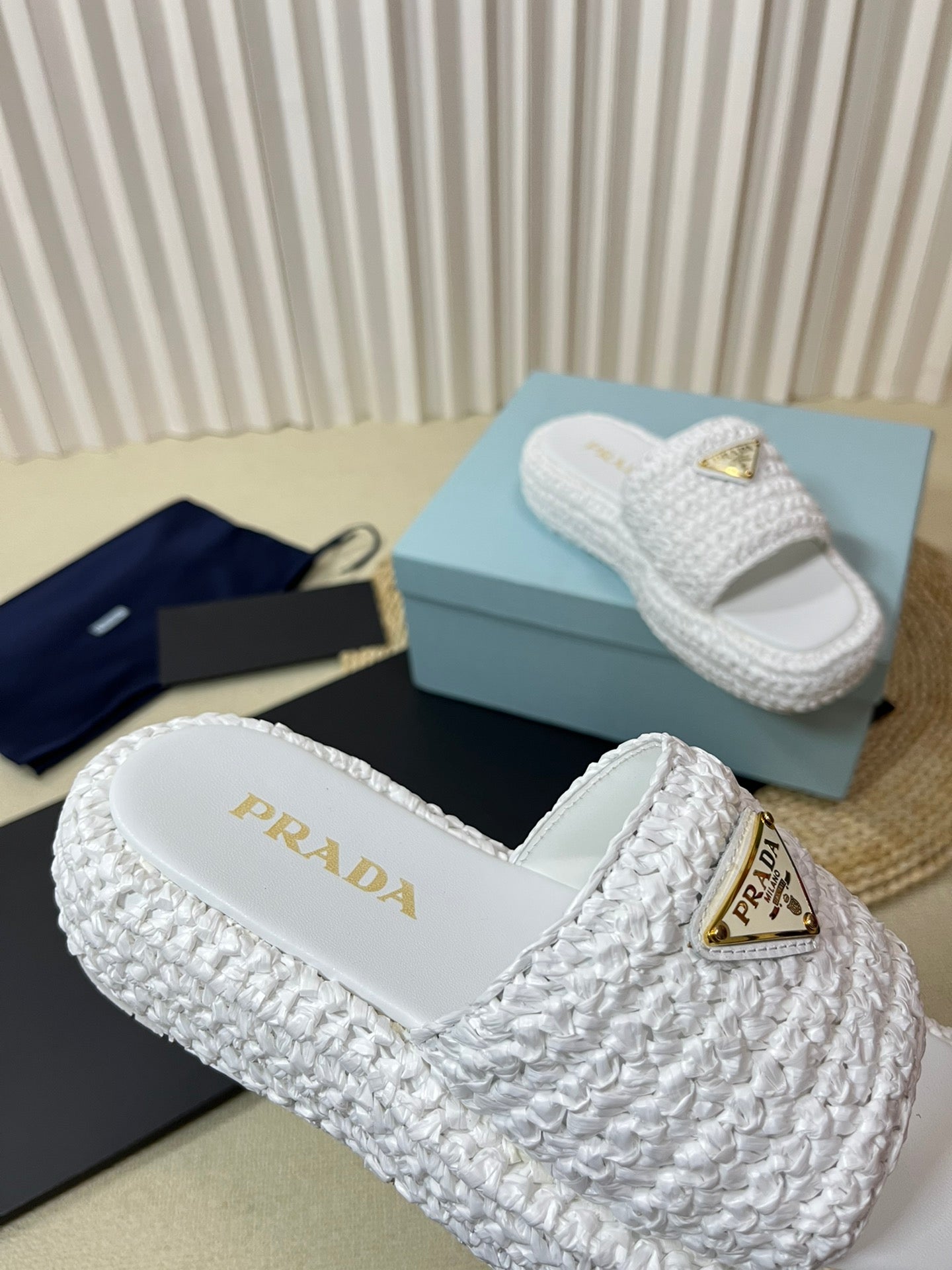 PRA CROCHET FLATFORM SLIDES WHITE RAFFIA