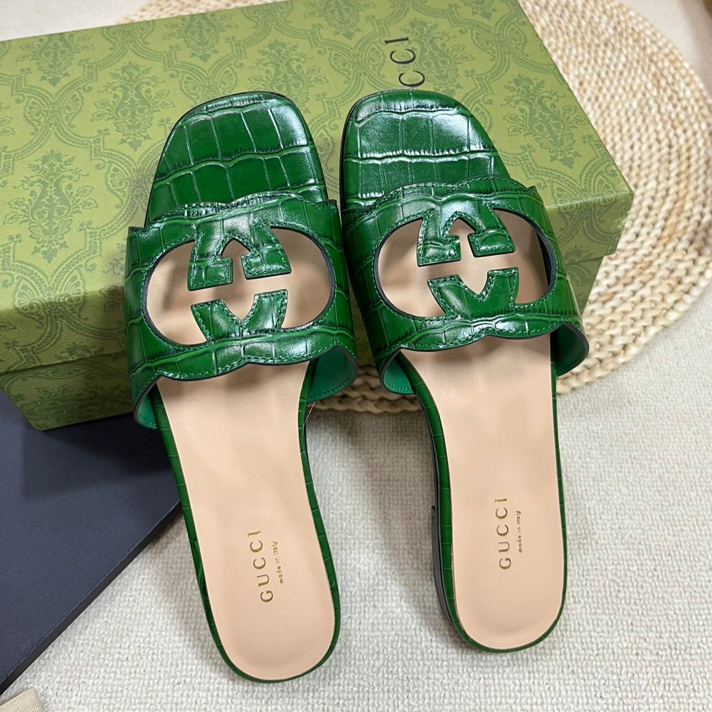 GG Cut Out Slide Sandals Forest Green