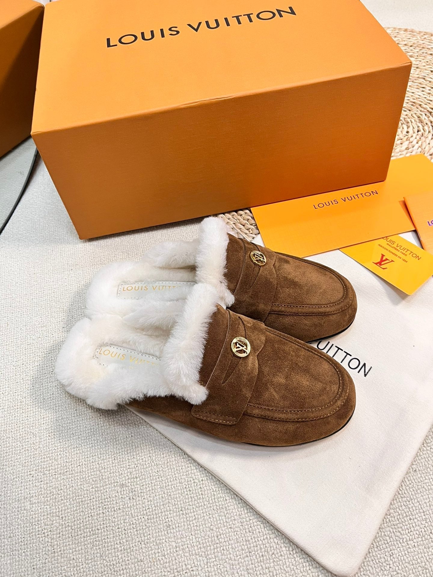 LV COSY FLAT COMFORT CLOG IN RUSSET BROWN SUEDE AND SHEARLING LINING