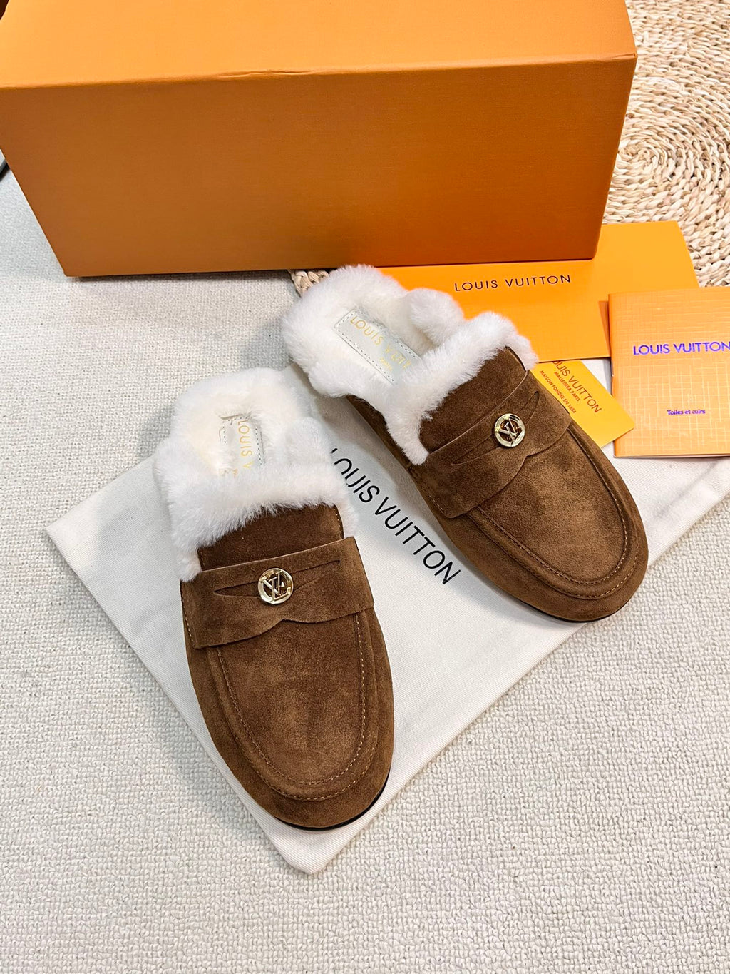 LV COSY FLAT COMFORT CLOG IN RUSSET BROWN SUEDE AND SHEARLING LINING