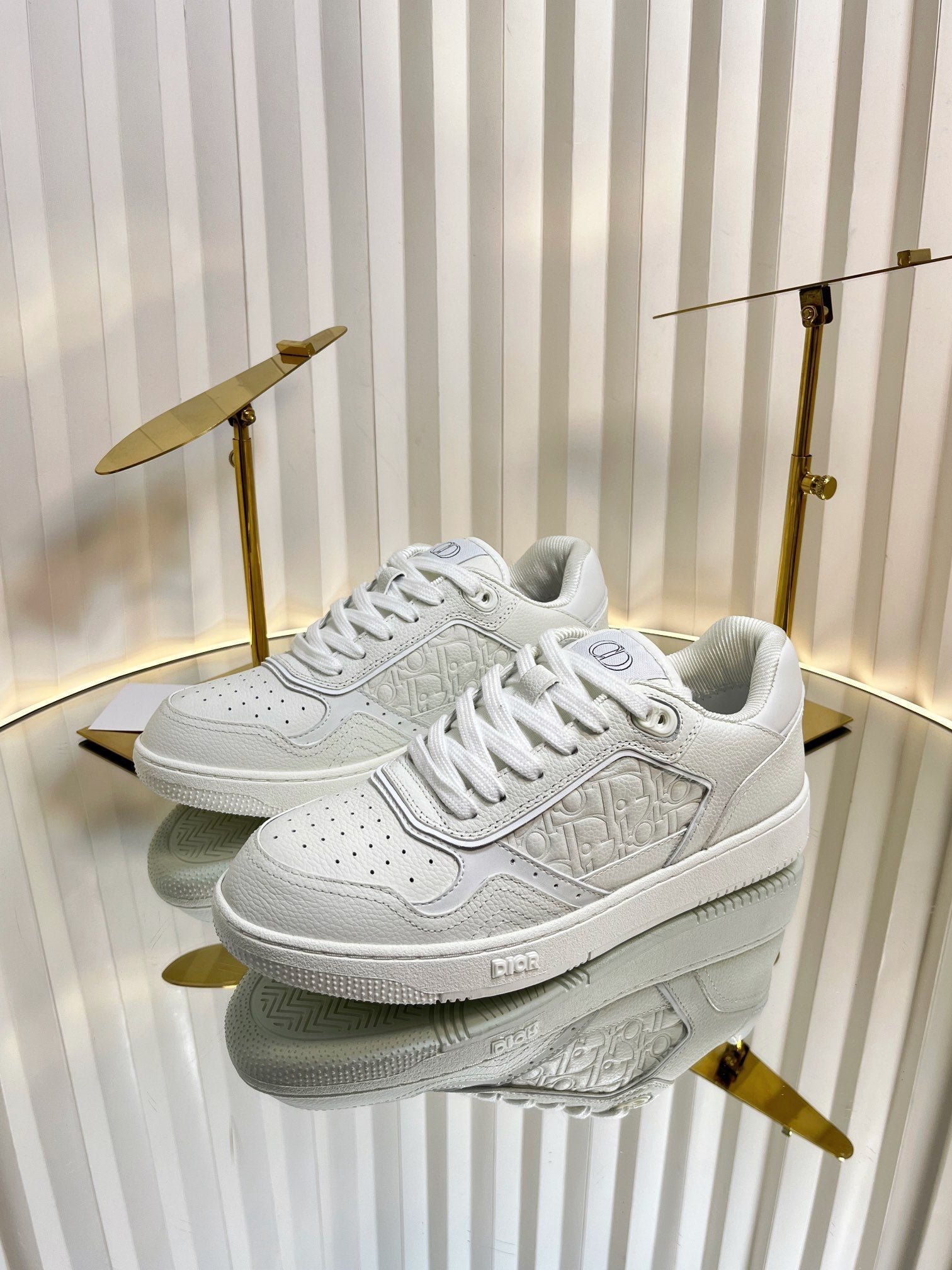 B27 LOW-TOP SNEAKER WHITE SMOOTH CALFSKIN