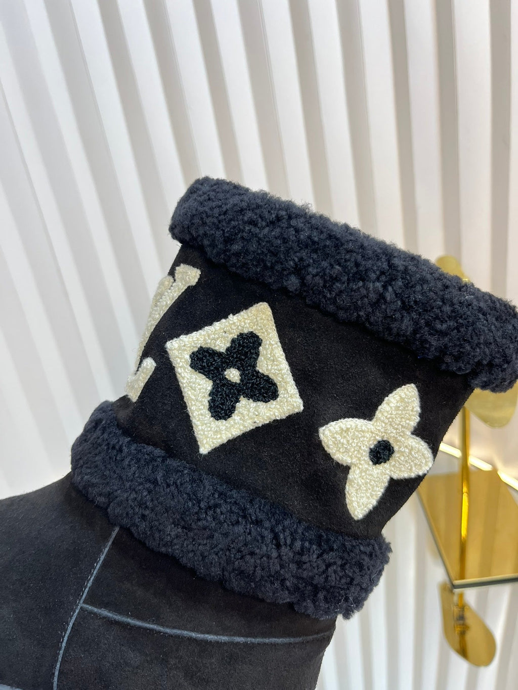 SNOWDROP FLAT ANKLE BOOTS IN BLACK SUEDE