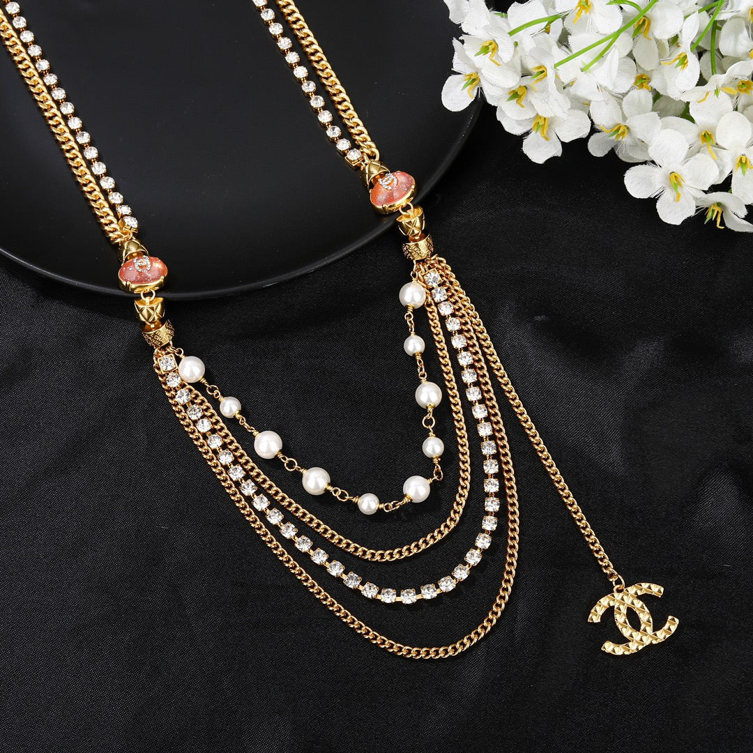 CHANEL 25S GOLD CHAIN BELT WITH PEARL 611794