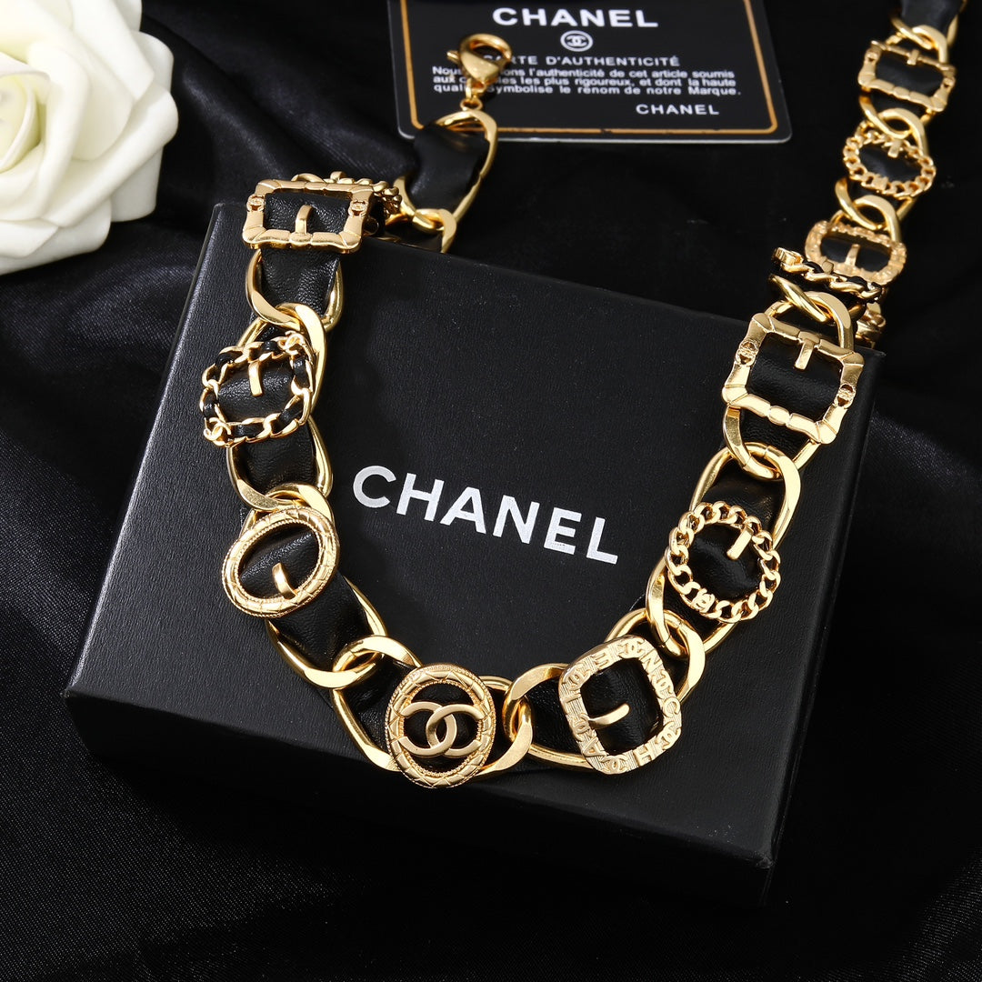 CHANEL 25S CHAIN BELT IN GOLD METALLIC AND BLACK CALFSKIN 614282
