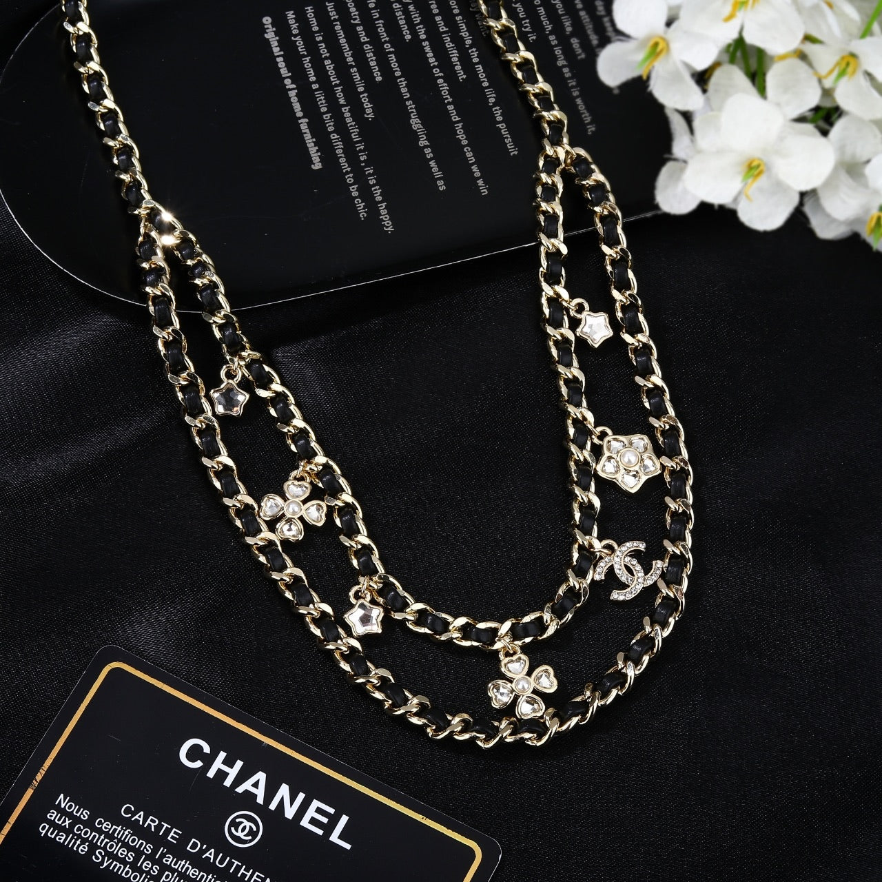 CHANEL 25S CHAIN BELT IN BLACK CALFSKIN AND GOLD METALLIC 614284