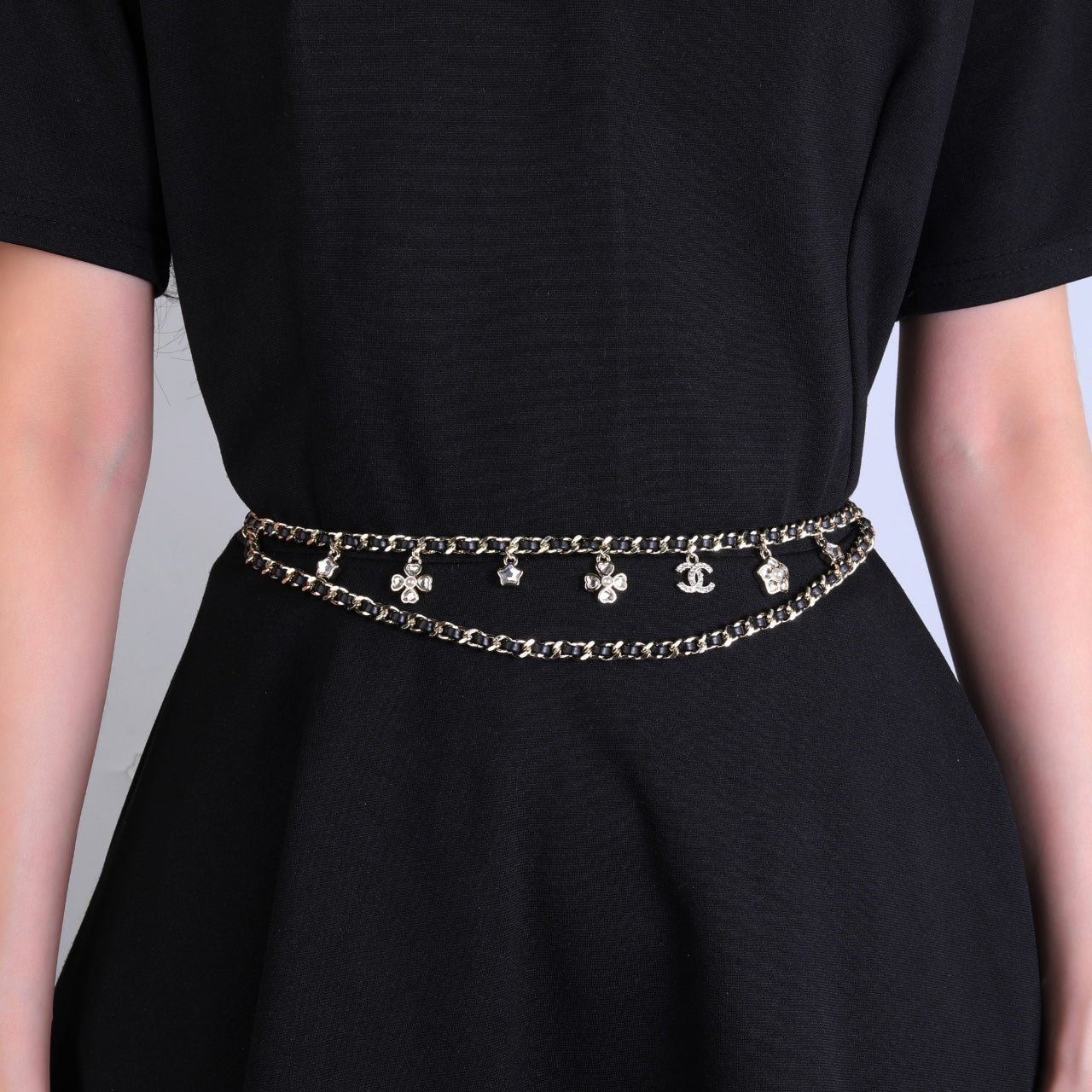 CHANEL 25S CHAIN BELT IN BLACK CALFSKIN AND GOLD METALLIC 614284