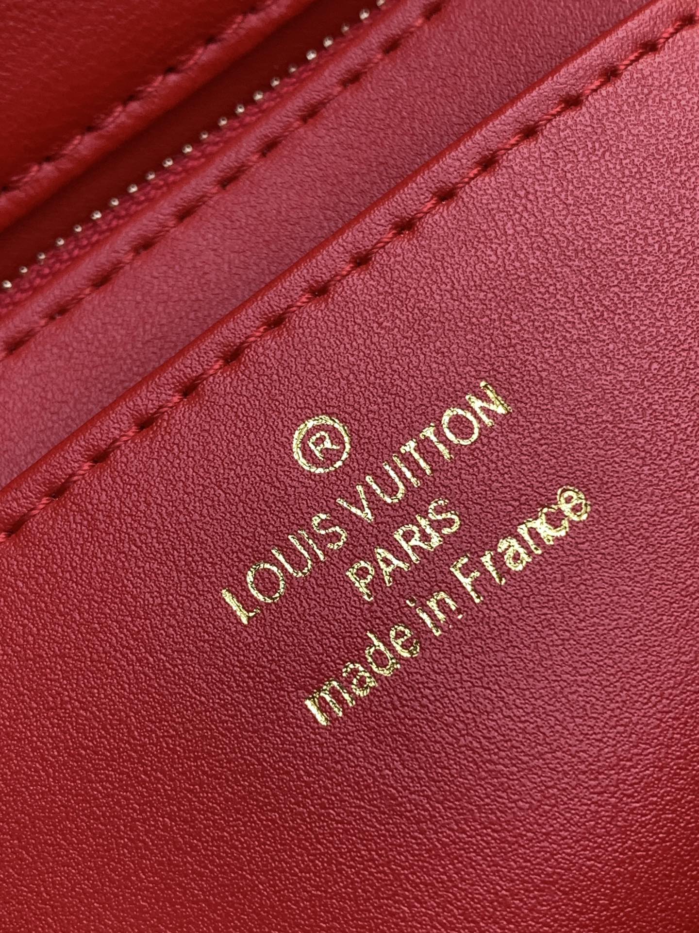 LV 25S GO-14 MM 23 IN CRIMSON RED QUILTED LAMBSKIN GOLD HARDWRE