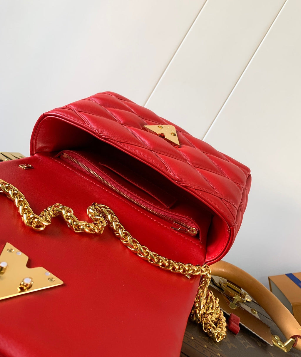 LV 25S GO-14 MM 23 IN CRIMSON RED QUILTED LAMBSKIN GOLD HARDWARE
