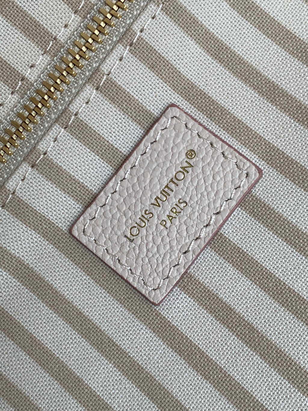 NEVERFULL MM TOTE BAG 32 IN WHITE MIX PINK CALFSKIN