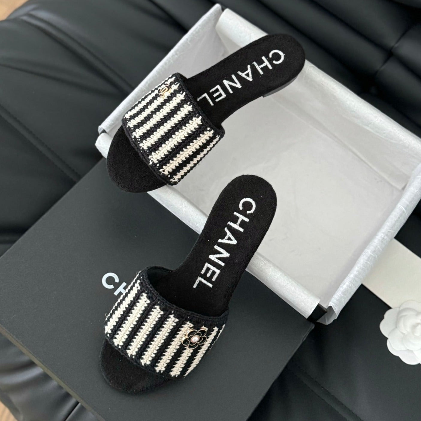 Sheepskins Knit Slippers Black White