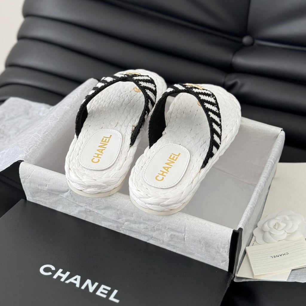 Hottest Knit Flip-Flops White Black