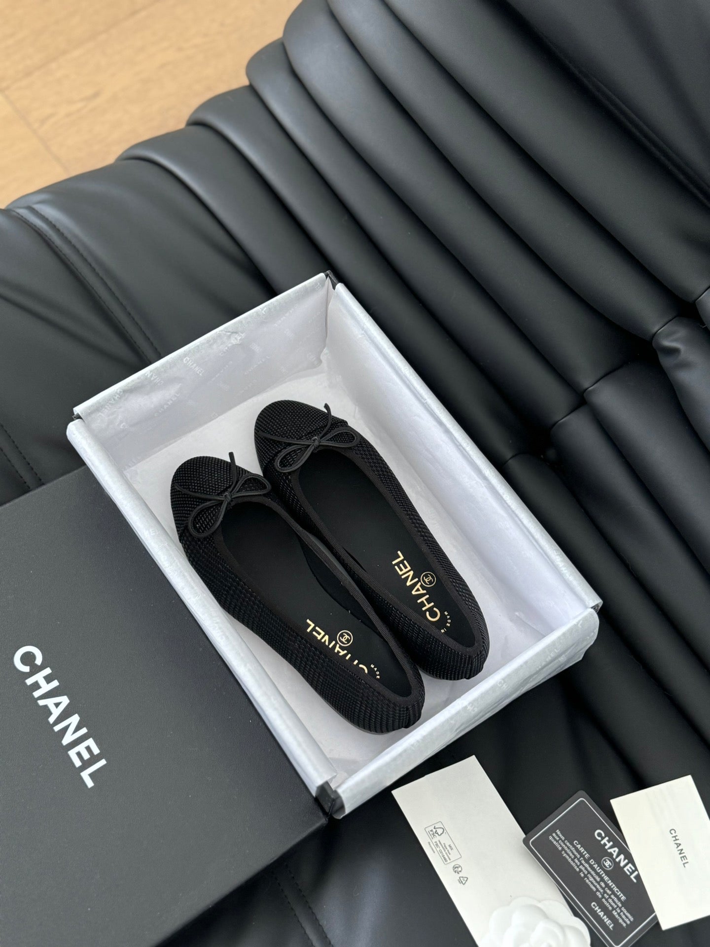 CLASSIC BALLET FLATS BLACK LAMBSKIN