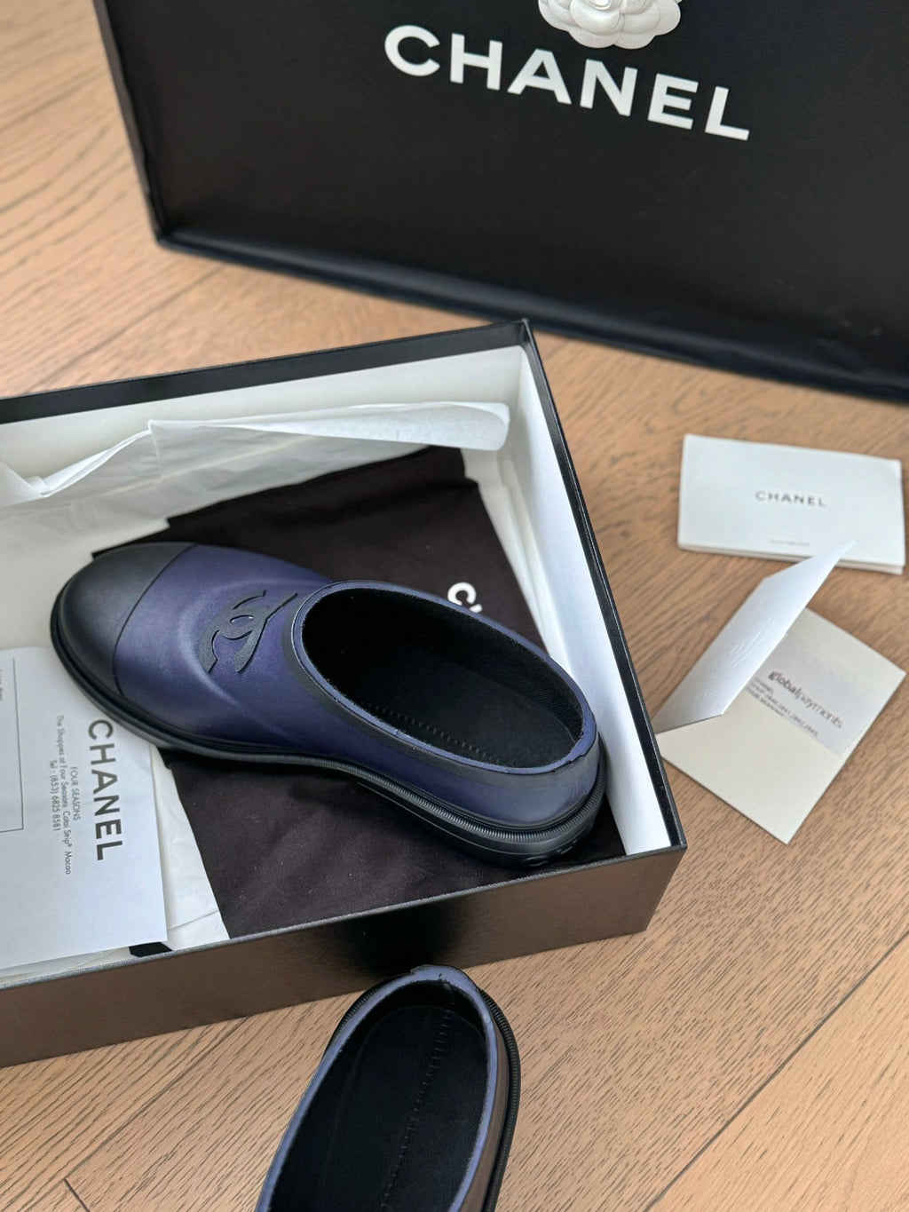 SHORT BOOTS IN MID-NIGHT BLUE RUBBER