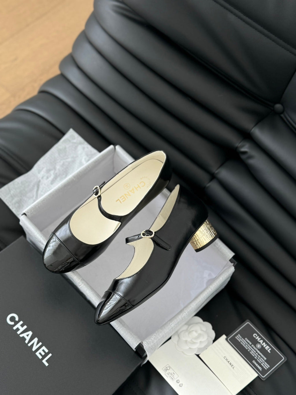 CC MARY JANE SHOES IN BLACK LAMBSKIN WITH GOLD HARDWARE