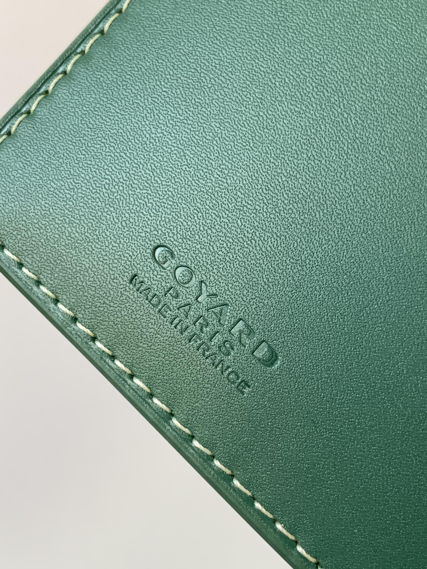 RICHELIEU CHECKBOOK WALLET 19 IN GREEN GOYARDINE CANVAS AND CALFSKIN