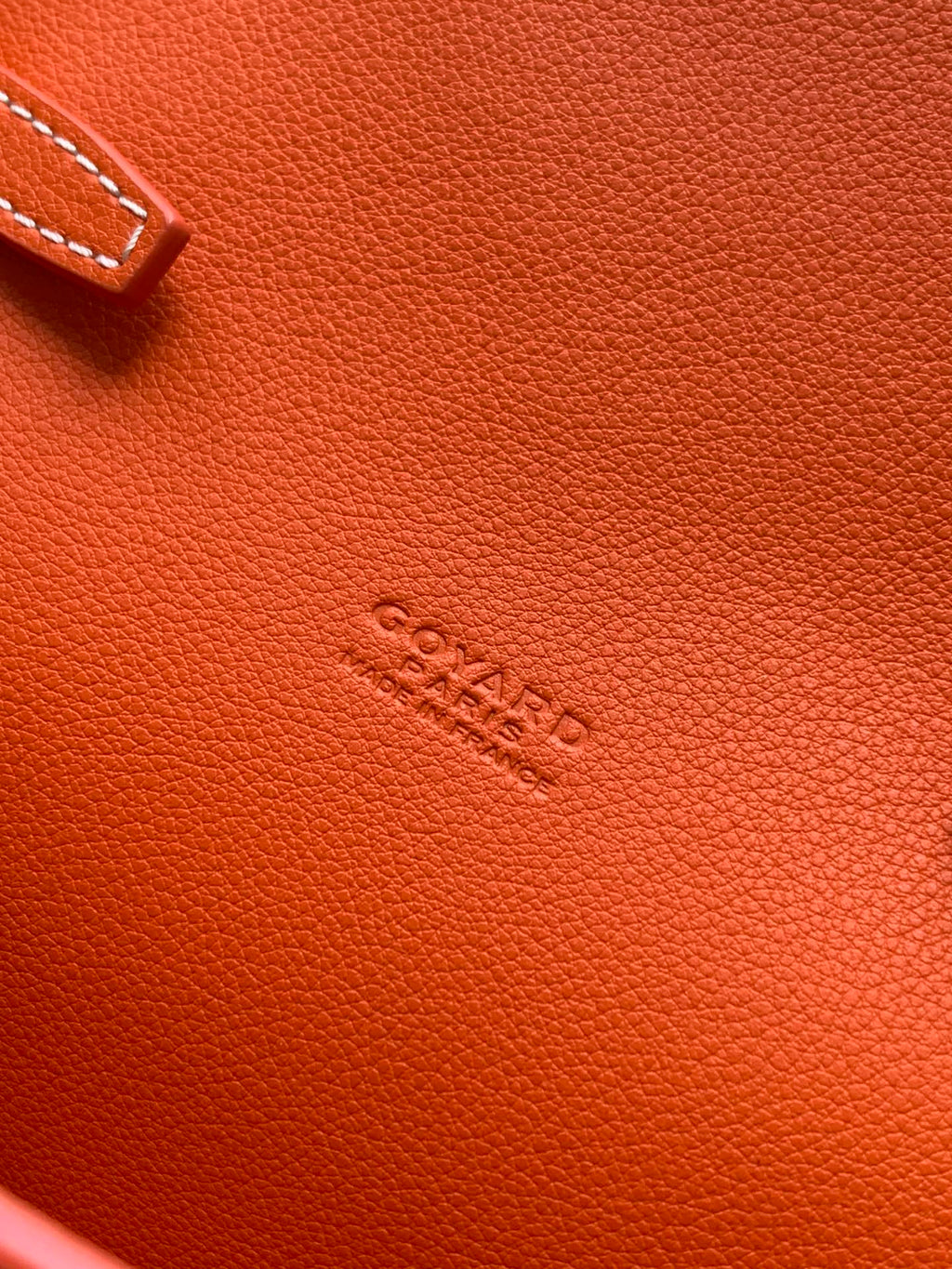 CHYPRE WALLET-POUCH 21 IN ORANGE GOYARDINE CANVAS AND CALFSKIN