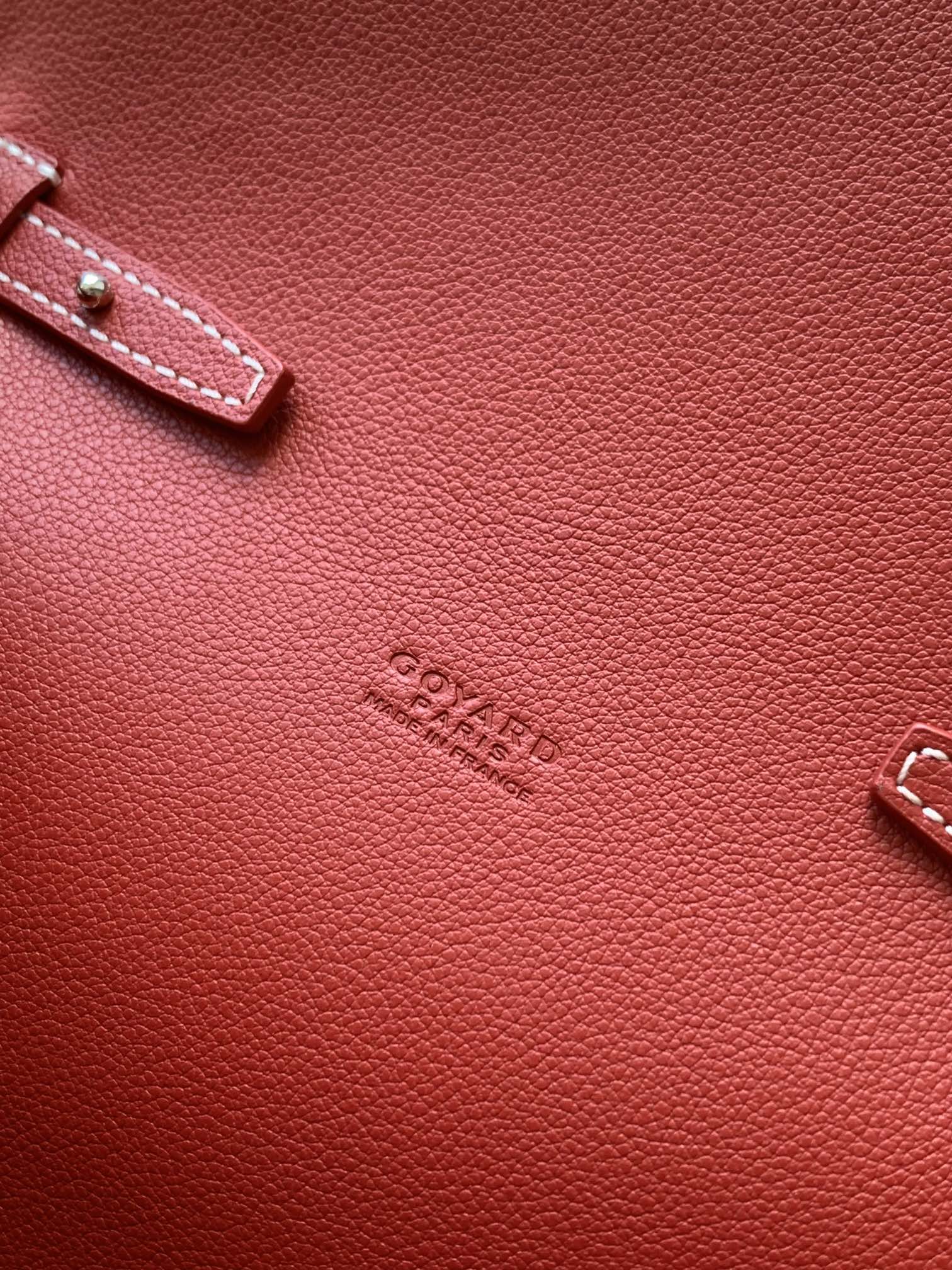 CHYPRE WALLET-POUCH 21 IN CLASSIC RED GOYARDINE CANVAS AND CALFSKIN