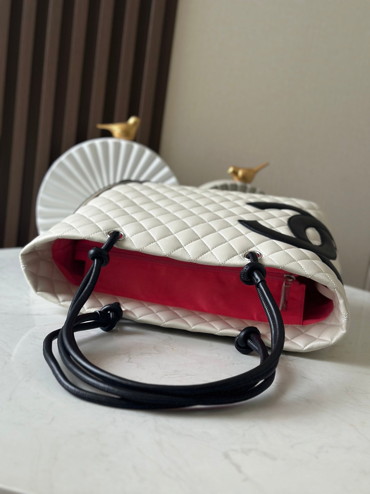 CHANEL 25S CAMBON LIGNE TOTE BAG 30 IN WHITE MIX BLACK CALFSKIN