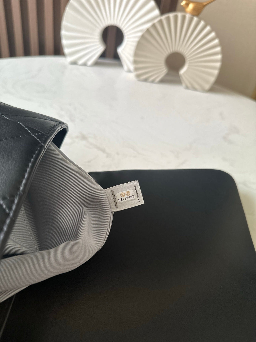 CHANEL 25S SHOULDER BAG 34 IN BLACK CALFSKIN