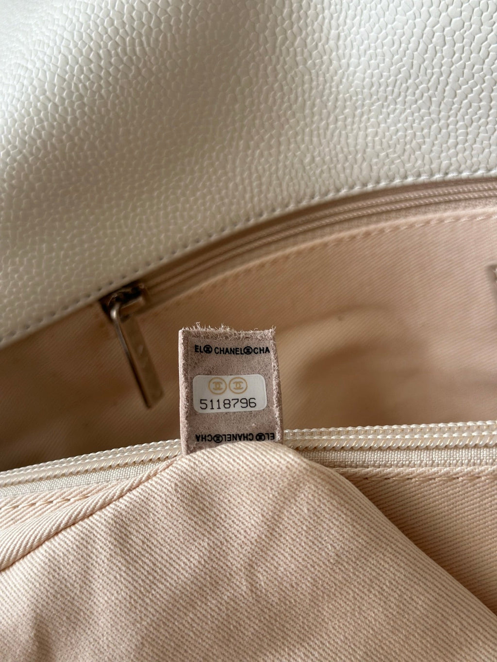 CHANEL 25S SHOULDER BAG 34 IN WHITE CAVIAR WITH SILVER HARDWARE