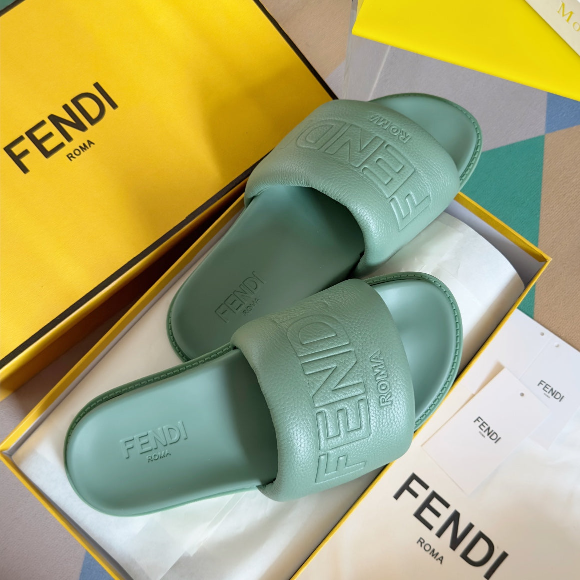 FENDI ROMA SLIDES IN GREEN MINT FUSSBETT LAMBSKIN