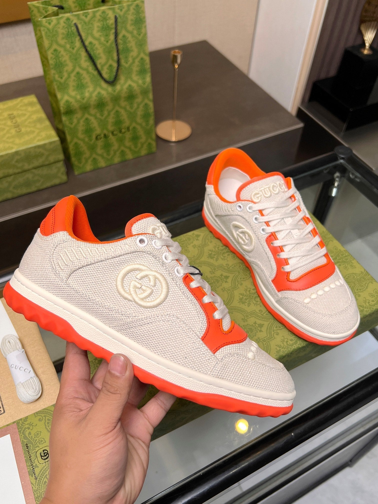 GG MAC80 TRAINER CREAMY WHITE AND ORANGE CALFSKIN