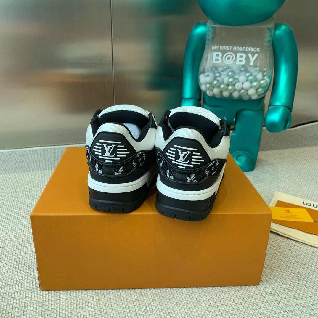 LV TRAINER MAXI SNEAKER IN WHITE MIX BLACK CALFSKIN