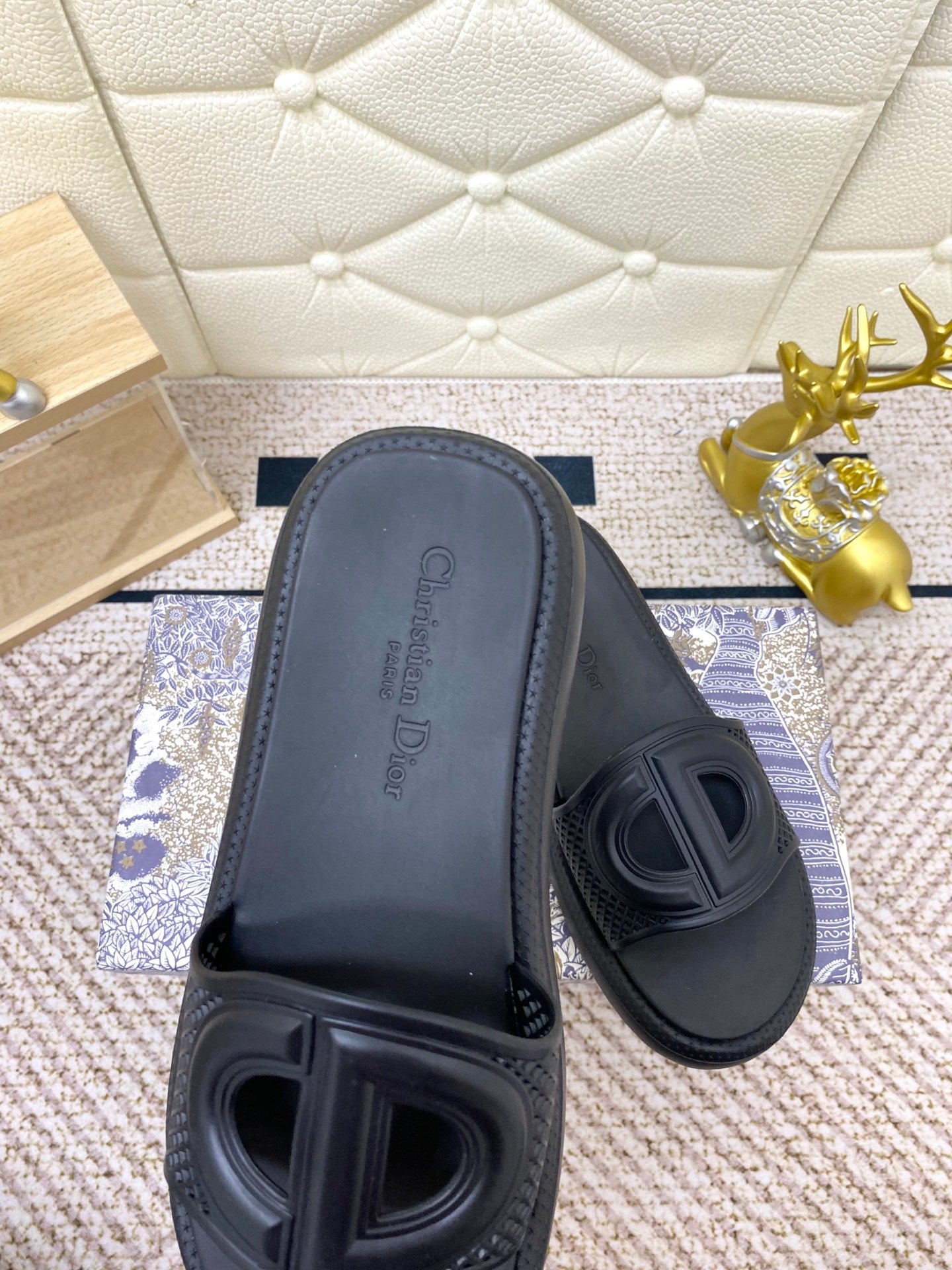 DIOR FLAT SLIDES 25S IN BLACK TPU