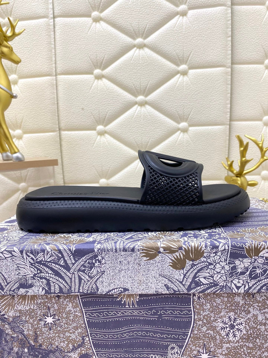 DIOR FLAT SLIDES 25S IN BLACK TPU