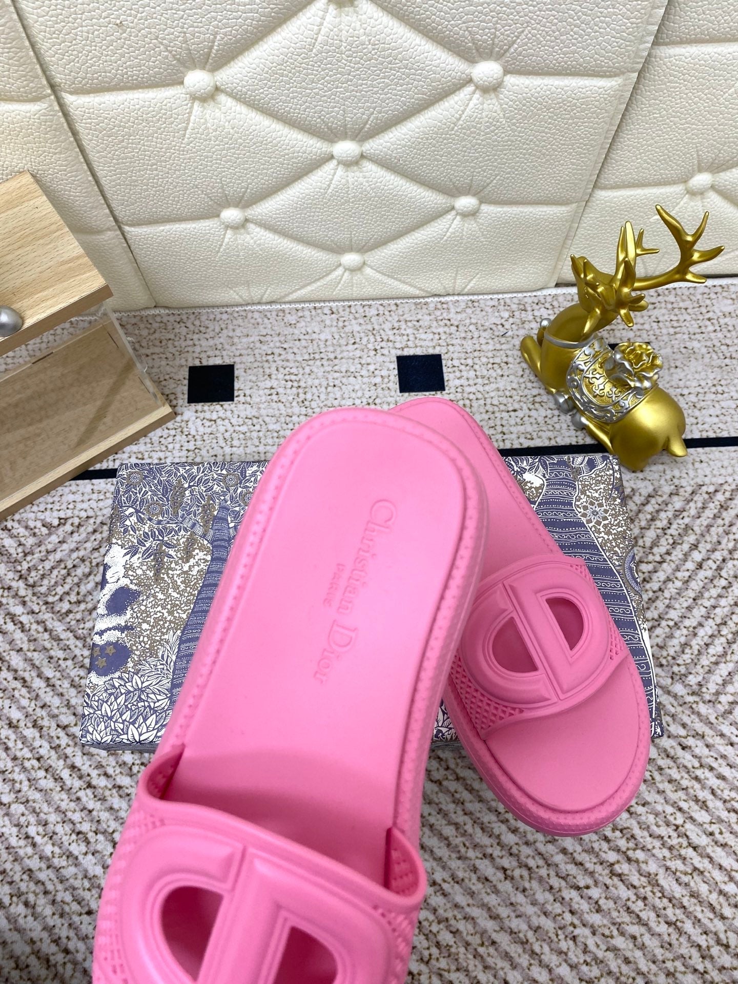 DIOR FLAT SLIDES 25S IN PINK TPU