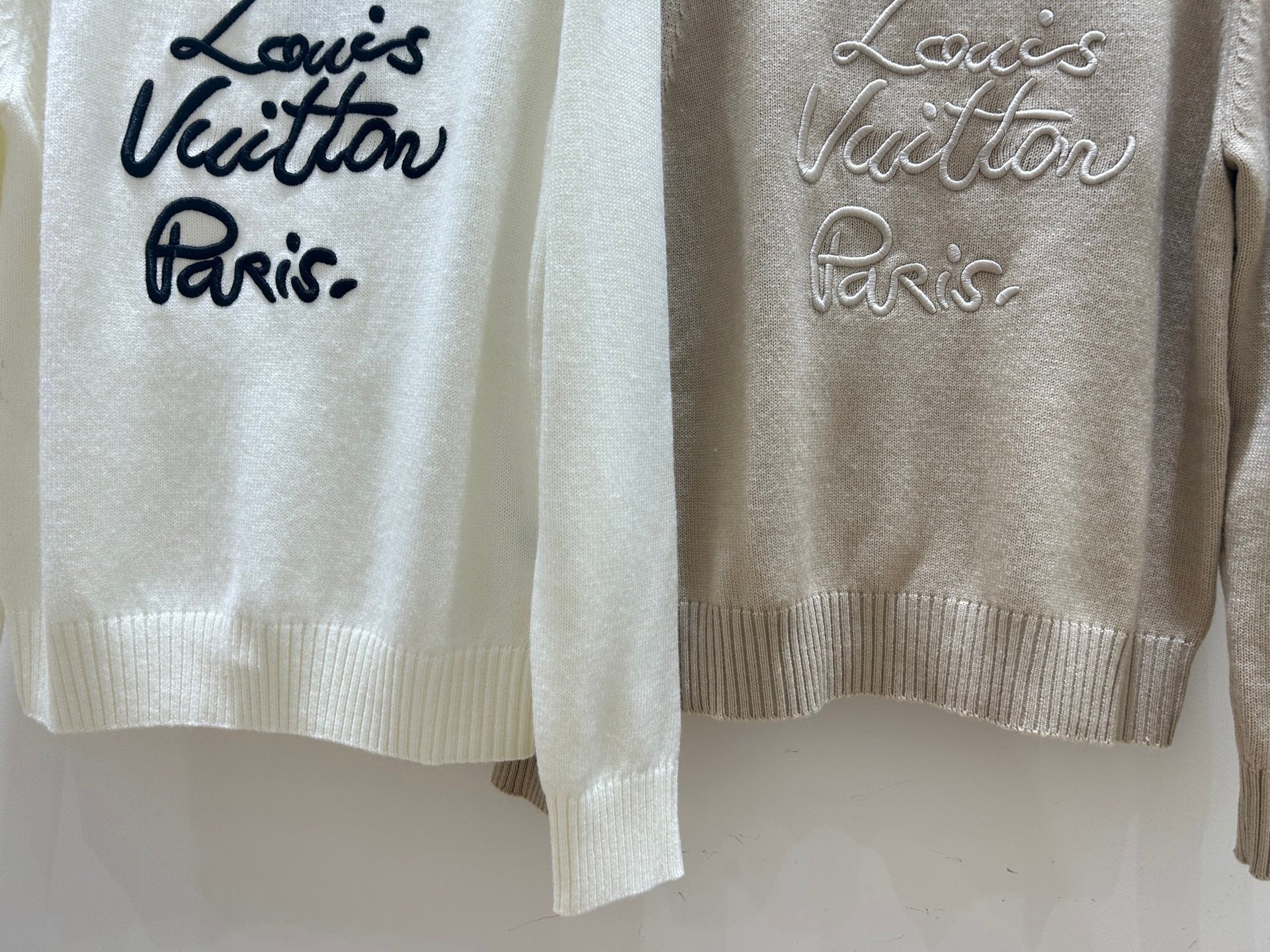 LV 25S SWEATER 112064