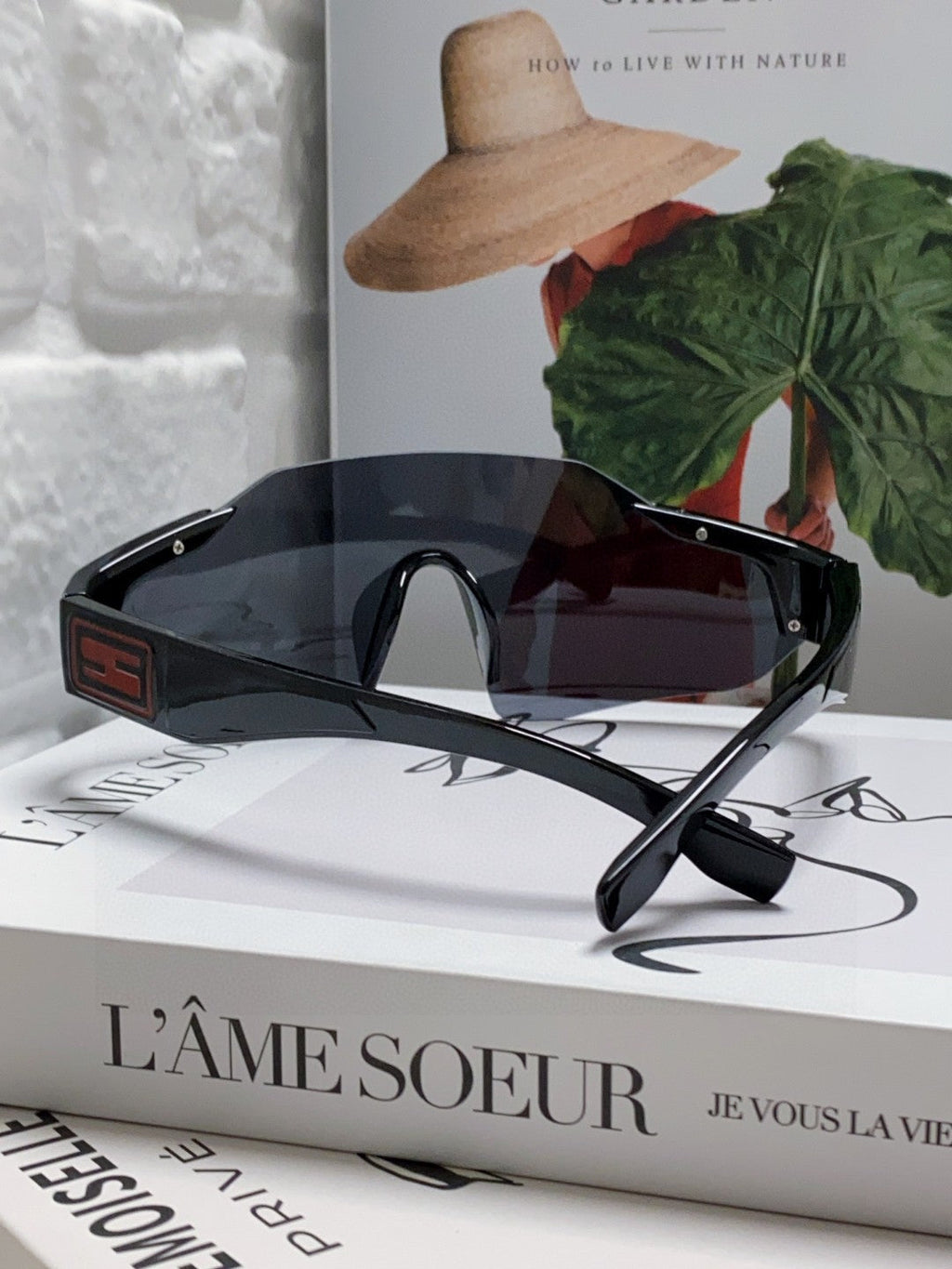 FF SQUARED VISOR FRAME SUNGLASSES 557144 IN ACETATE