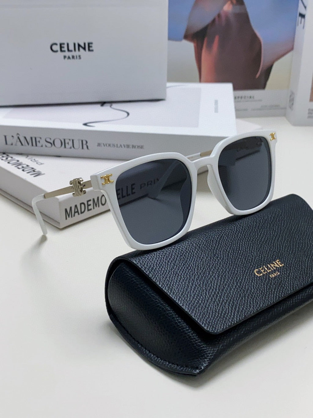 TRIOMPHE SUNGLASS 497817 IN WHITE METAL BLACK LENSES
