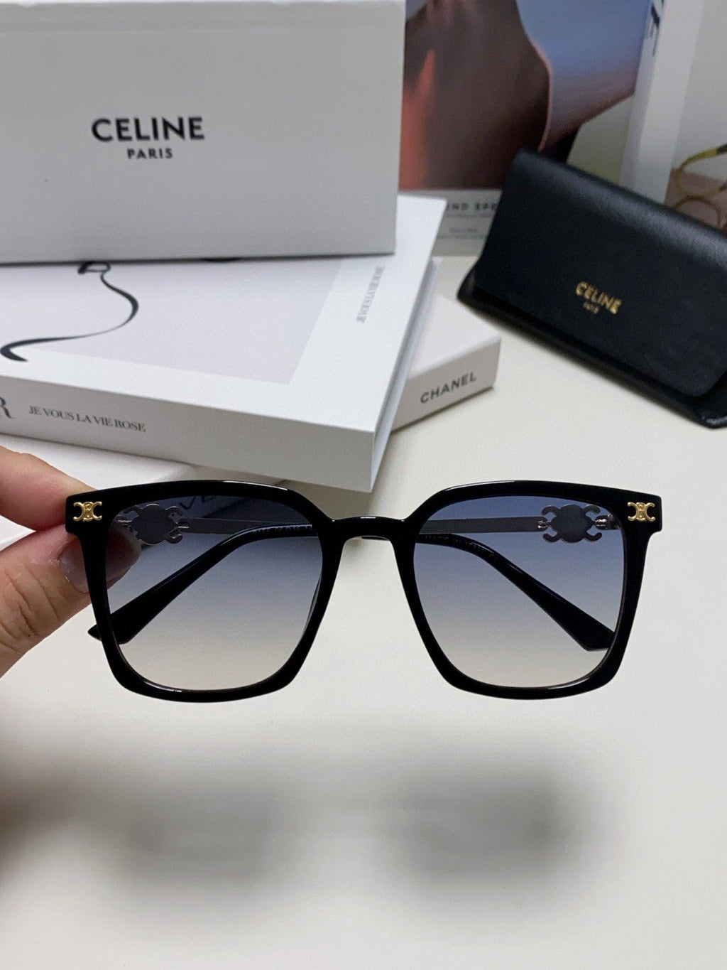 TRIOMPHE SUNGLASS 497819 IN GOLD METAL BLACK SMOKE LENSES