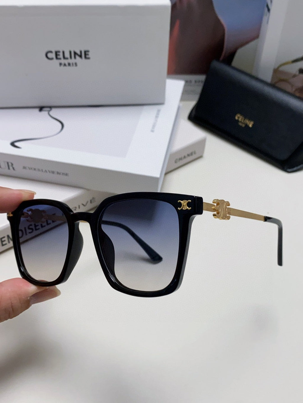 TRIOMPHE SUNGLASS 497819 IN GOLD METAL BLACK SMOKE LENSES