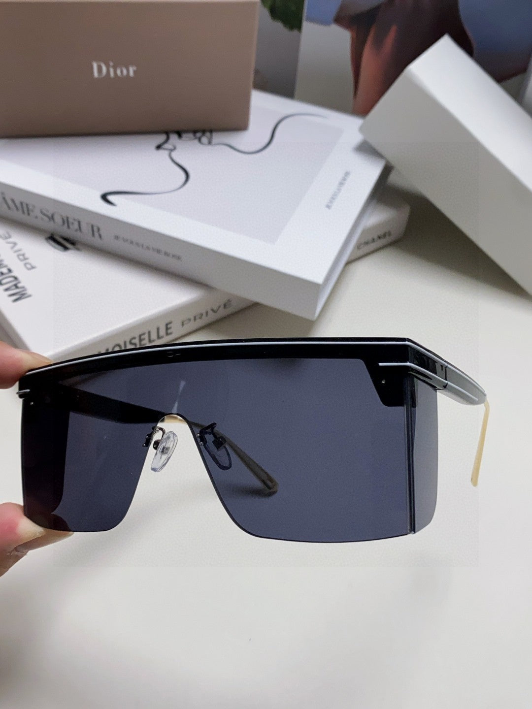 SUNGLASS CLUB M1U 566689 IN BLACK ACETATE
