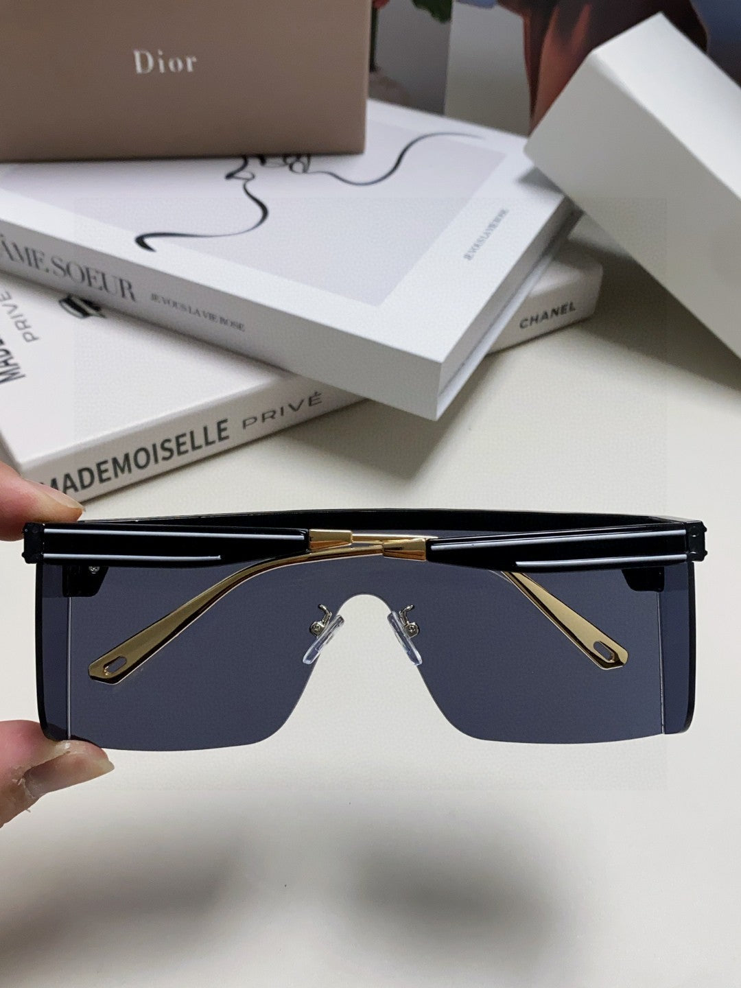 SUNGLASS CLUB M1U 566689 IN BLACK ACETATE