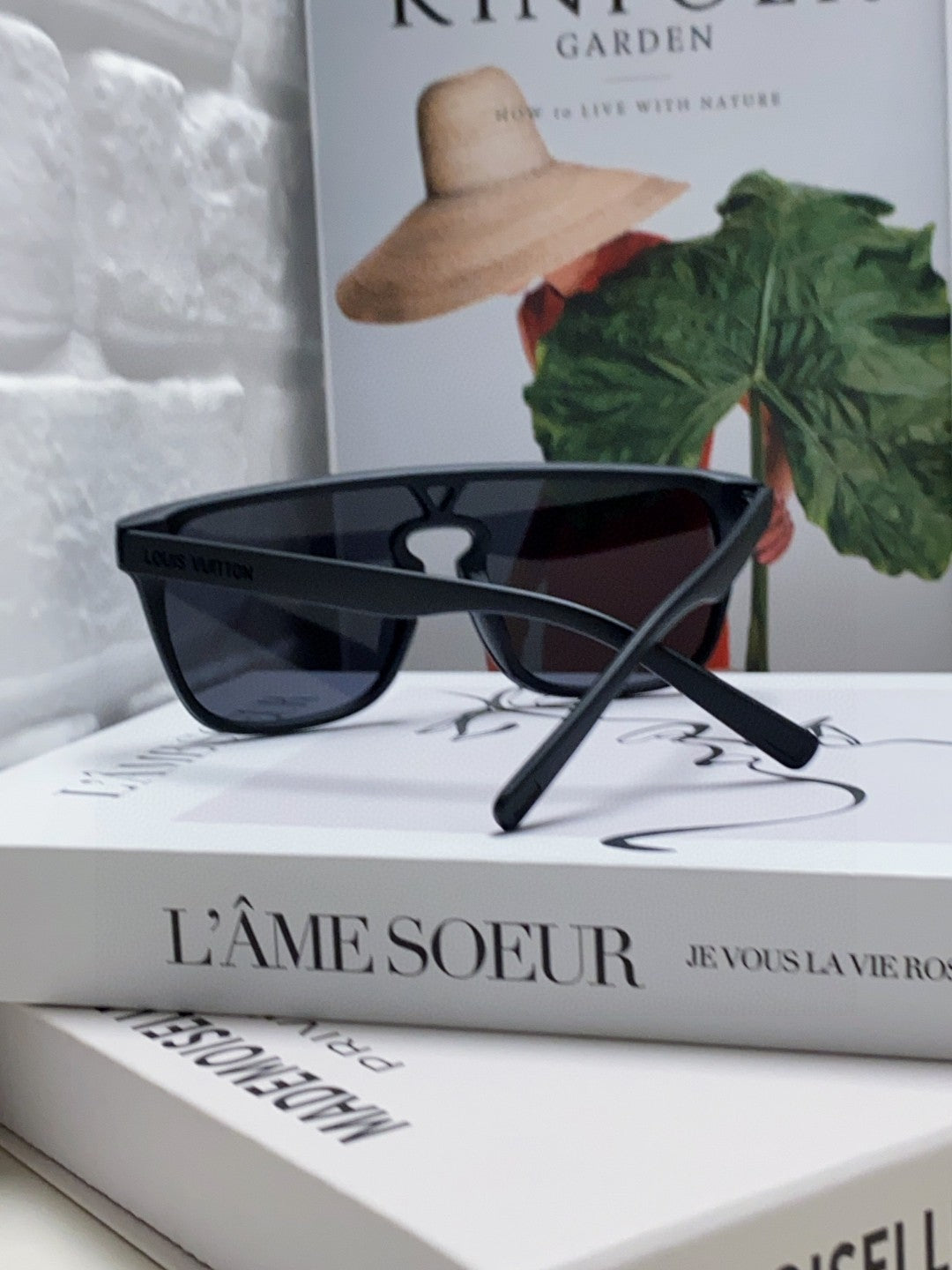 WAIMEA SUNGLASSES 581360 IN BLACK ACETATE